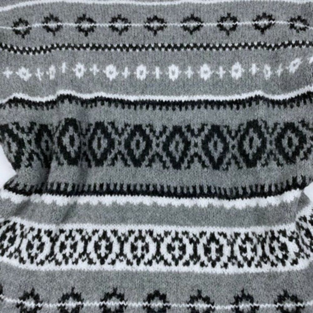 American Eagle Nordic Crew Neck Pullover Sweater - Picture 3 of 11